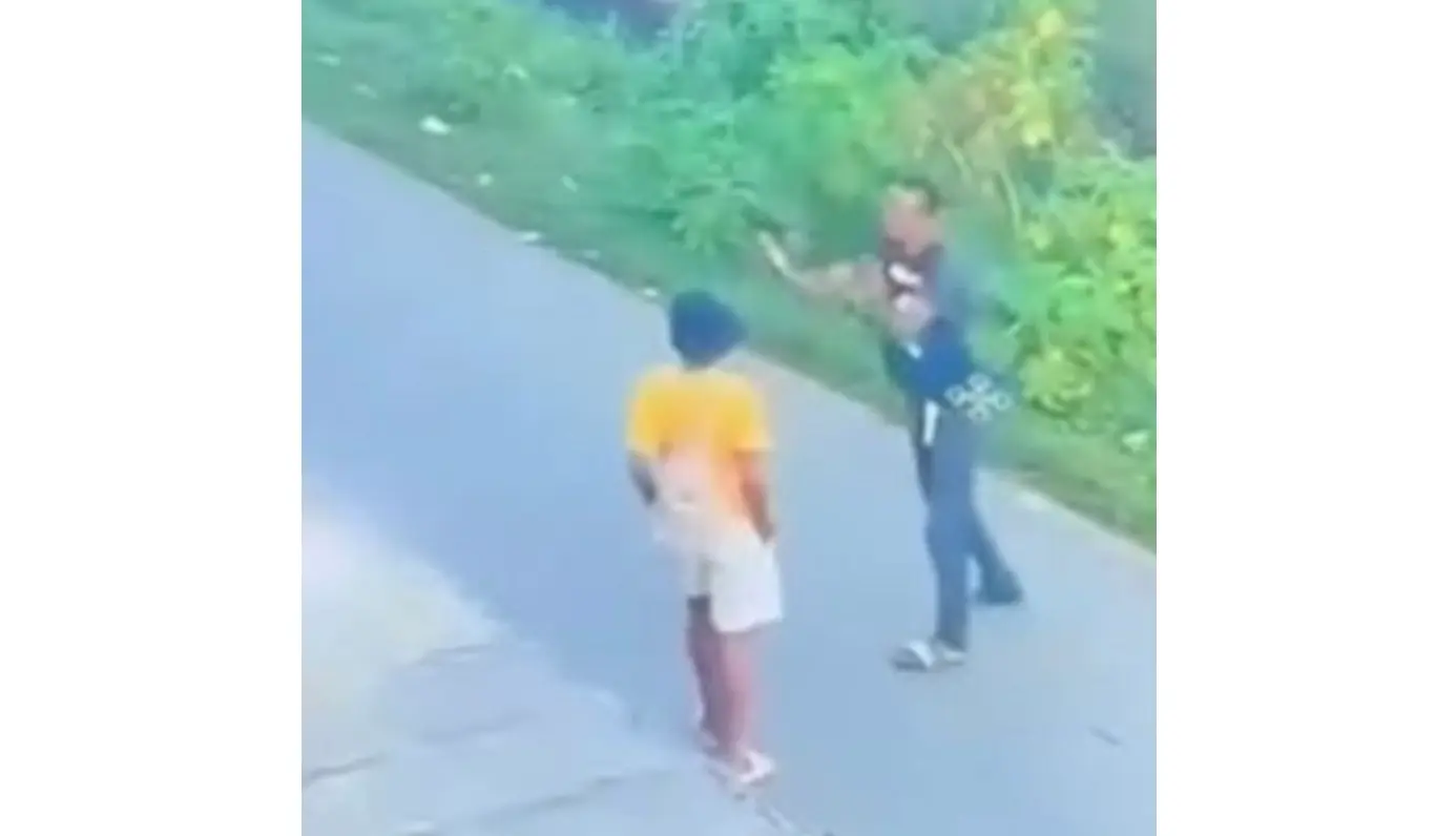 Mujer suceso en barrio Nueva Esperanza