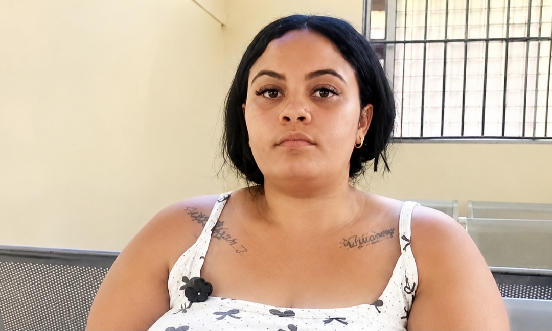 Mujer tras dejar a su expareja e iniciar con otra