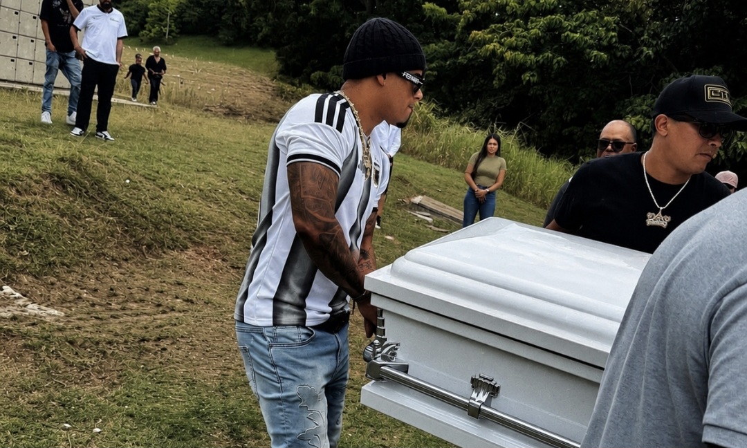 Michael Flores despide a su sobrina Laia